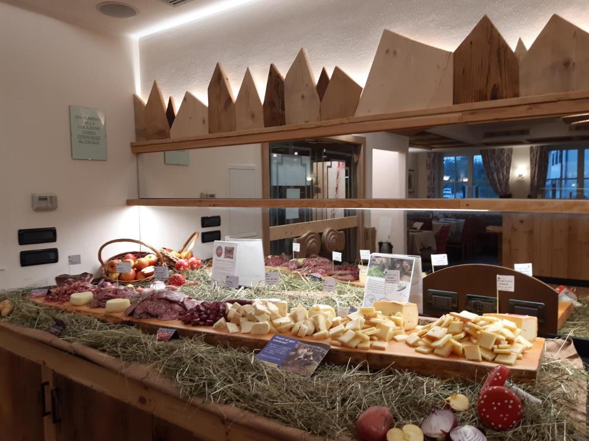 Hotel El Pilon Поцца-ди-Фасса Экстерьер фото