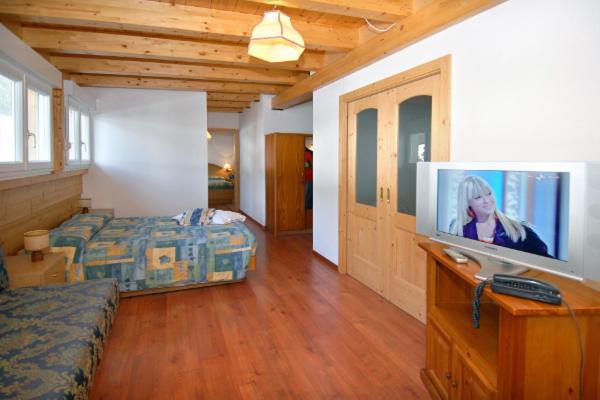 Hotel El Pilon Поцца-ди-Фасса Экстерьер фото