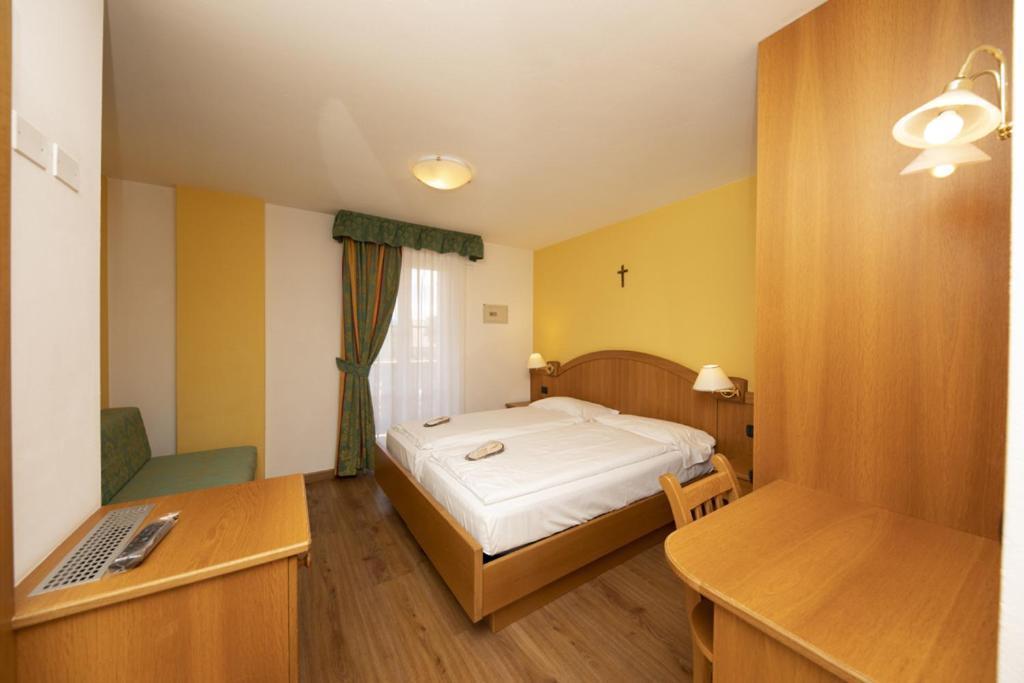 Hotel El Pilon Поцца-ди-Фасса Экстерьер фото